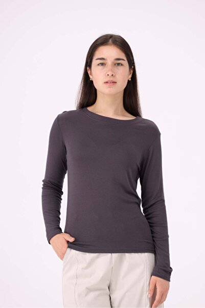 Livia Women's Plain Long-Sleeve Top