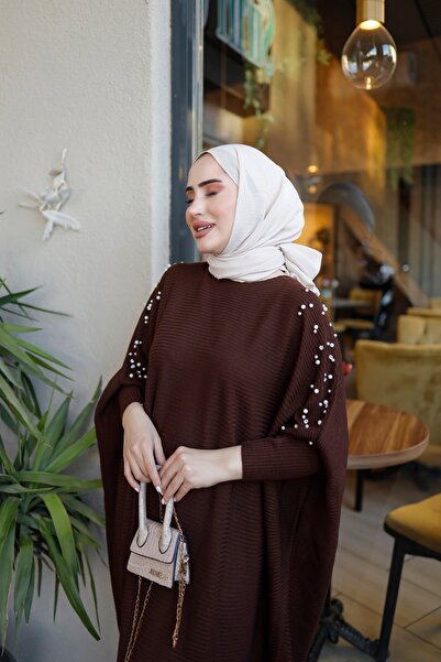 SAHRA BUTİK OMUZ İNCİLİ YARASA TRİKO ELBİSE