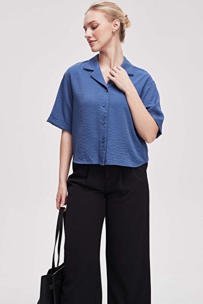 Livia Women's Cropped Plain Half-Sleeve Shirt
