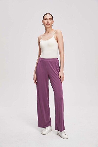 Livia Women's Wide-Leg Plain Trousers