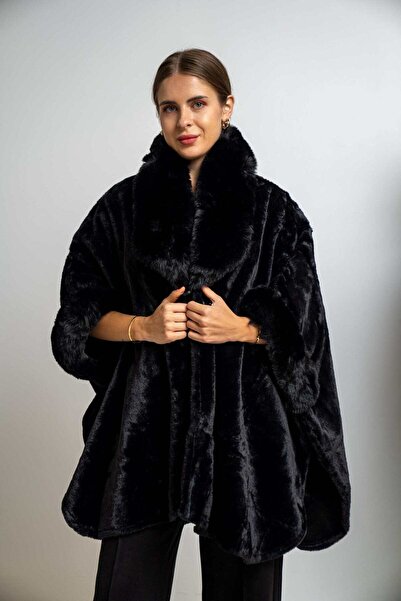 Nichii Fur-Trim Scarf