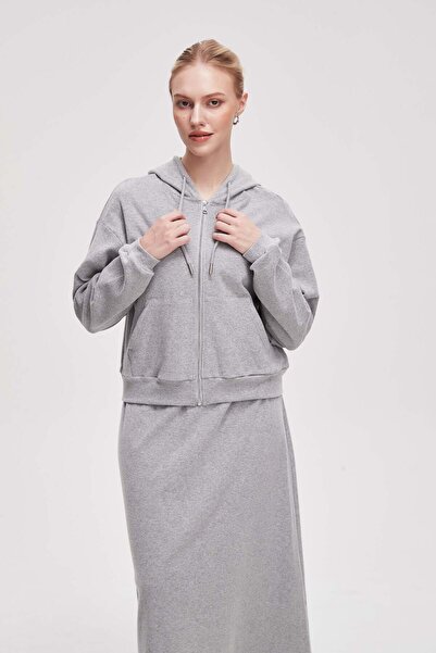 Livia Women's Cropped Plain Long-Sleeve Hoodie