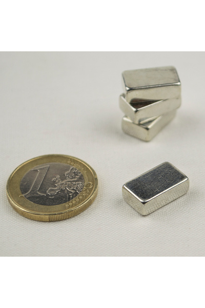 Magnitech Ορθογώνιος Μαγνήτης Νεοδυμίου 15x9x5mm Δύναμη Έλξης 5.5kg
