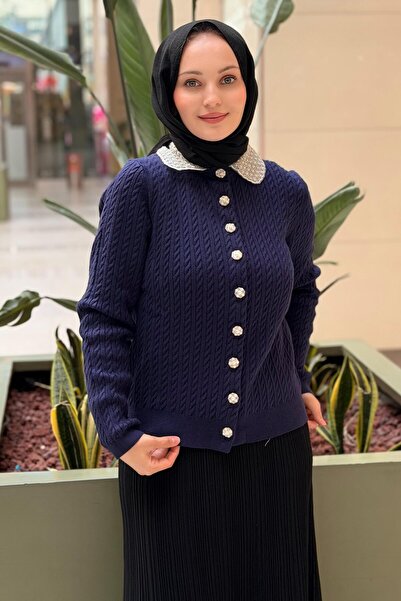 Ghisa Knitwear Cardigan with Pearl Embellished Collar and Pearl Buttons