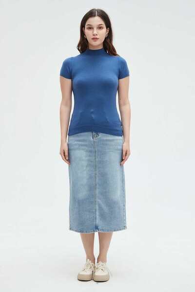 Nichii Plain T-Shirt with Half Sleeves