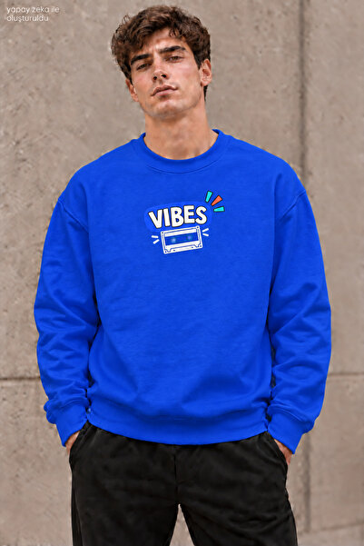 caddekombin Men's Blue Vibes Written and Retro Cassette Printed Crew Neck Cas...