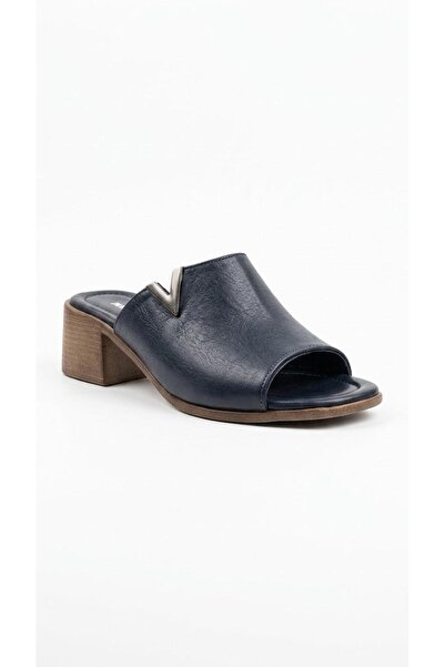 Ustalar Ayakkabı Çanta Navy blue women's genuine leather heeled slipper 617.4806