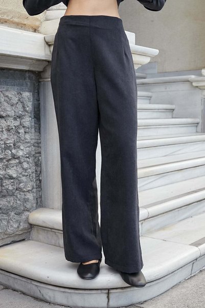 Jument Women's Crush Cupra High Pocket Elastic Waist Wide Leg Pants-Black