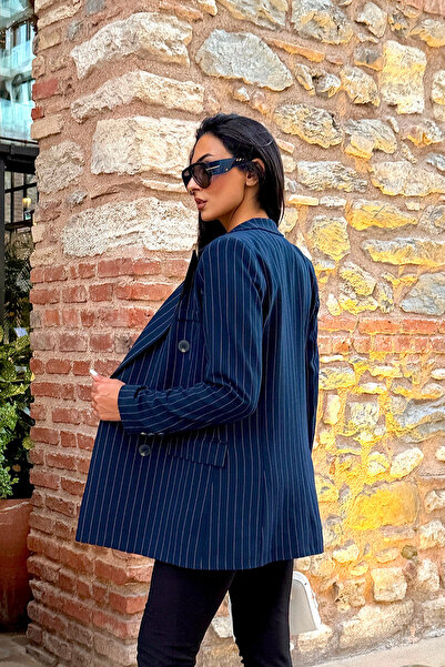 Ortaya Çık Lacivert Çizgili Düğme Detaylı Blazer Ceket