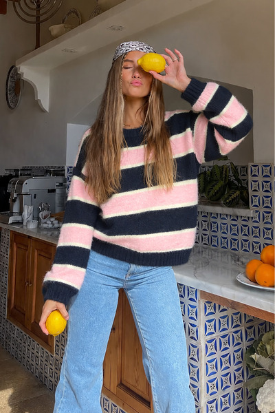 Butik Kadınt Pembe Çizgili Oversize Bisiklet Yaka Triko Kazak NNS027