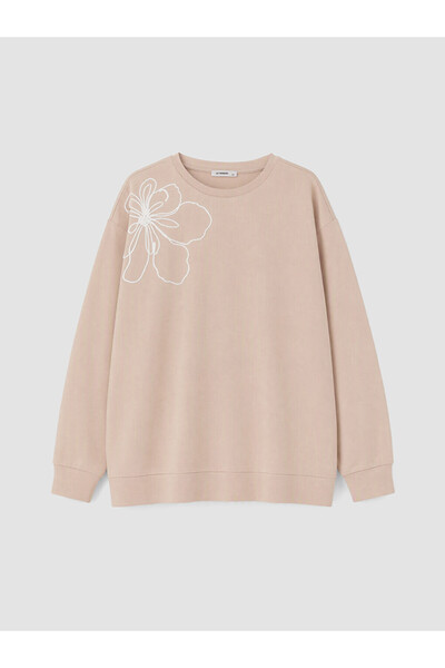 LC Waikiki Ozmarka New Season Beige Large Size Embroidered Women's Sweatshirt