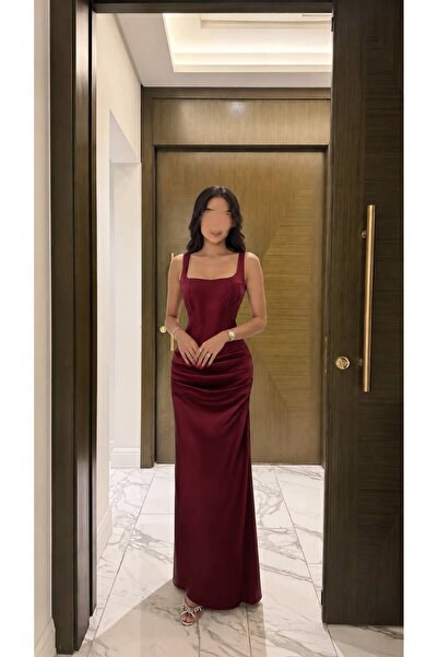 MILANORA Luxurious Burgundy Dress with Draping Details