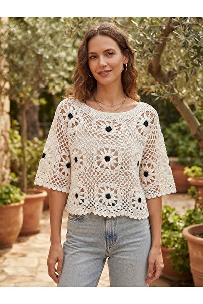 MEGAHAN BOUTIQUE Handmade Black and White Daisy Motif Boat Neck Crochet Blous...