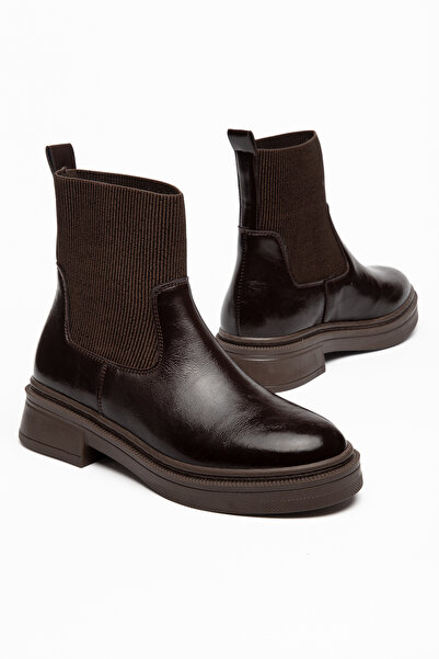 Dubais Shoes Γυναικείες άνετες γυναικείες μπότες σε καφέ χρώμα, γυαλιστερό λο...