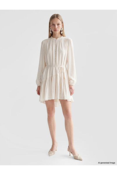 LC Waikiki Rmz Gi̇yi̇m Farkliyla Ruffled Stand Collar Belted Dress