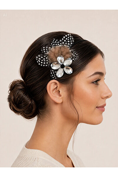 EVREUX Stylish Metal Crown with Crystal Stone Detail