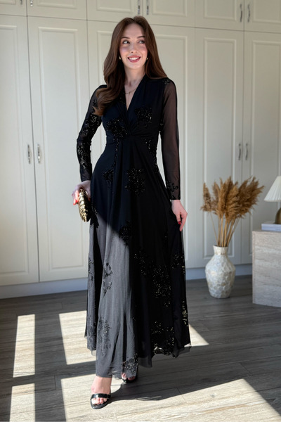 Dilay Gökoğlu Butik Kruvaze Yaka Desenli Simli Maxi Tül Elbise