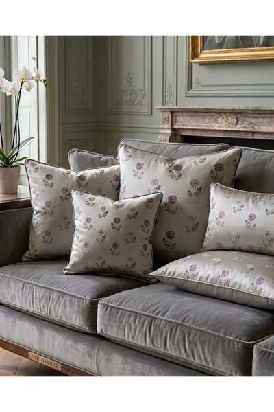 KIRLENT TEKSTİL Florale Çiçek Desenli Jakarlı Kırlent Kılıfı
