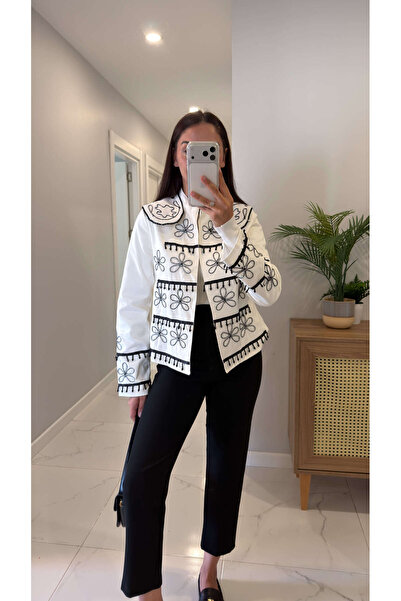 BİRCANÇİL Yowe Ecru Embroidered Jacket
