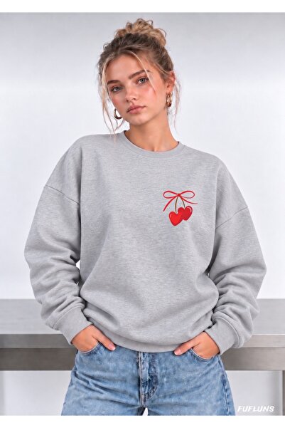 FUFLUNS Heart Cherry Printed Oversized Women's Crewneck Sweatshirt
