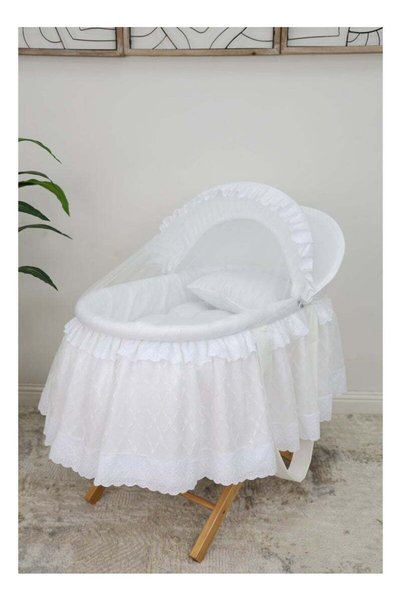 Fun Moment Lace Moses Basket with Stand for Your Baby's Comfort and Safety