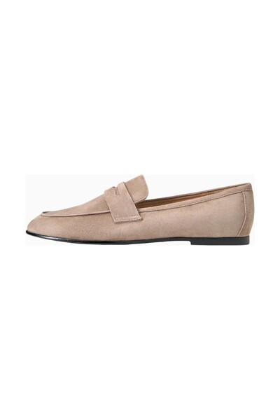 AGE OF INNOCENCE Farley Suede Women's Loafer Shoes