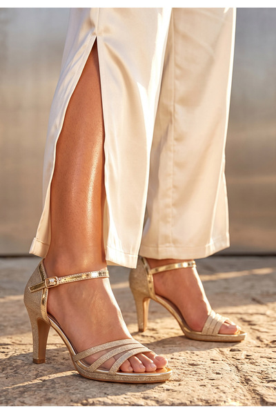B T Shoes Σανδάλια Λορέτ χρυσοκάφτανα