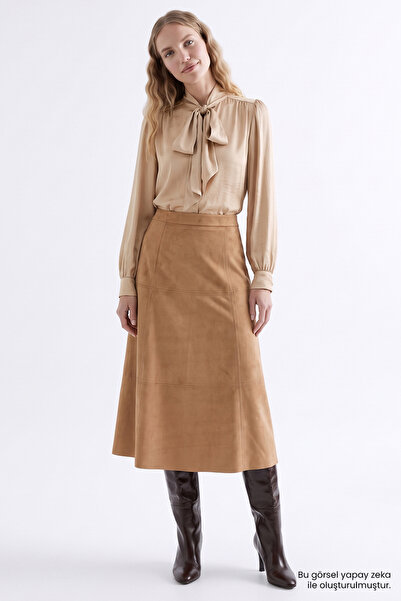 Exquise Zippered Suede Midi Skirt with Stitching Detail