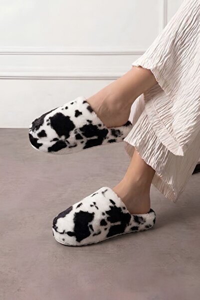 FUGA MODA Moofy Black Spotted White Plush Women's Winter House Slippers