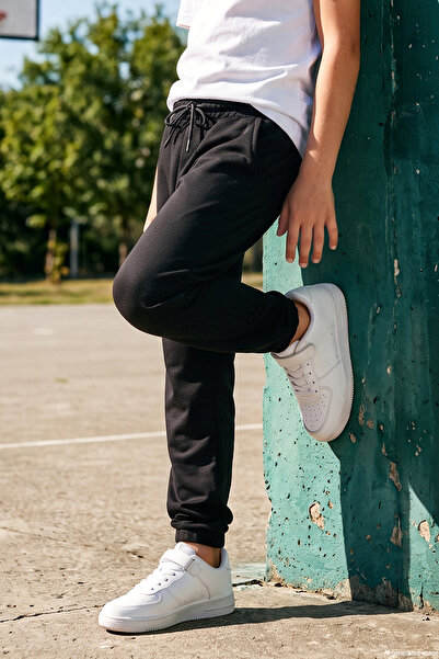 REMSA Boy's Sweatpants with Elastic Waist and Cuffs and 2 Pockets 2105 Black