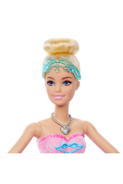 Barbie Fındıkkıran Balesi Deluxe Clara JLW53