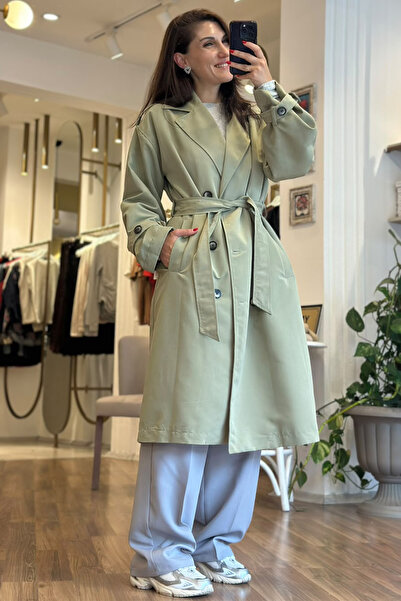 Unique Boutique معطف من القماش الأخضر الفاخر