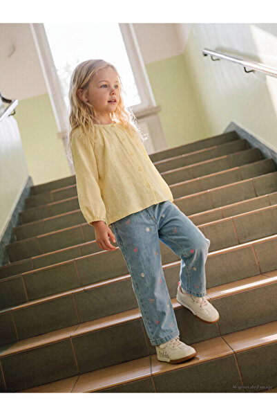 LC Waikiki Straight Fit Embroidered Girls' Jean Pants for Style Seekers from ...
