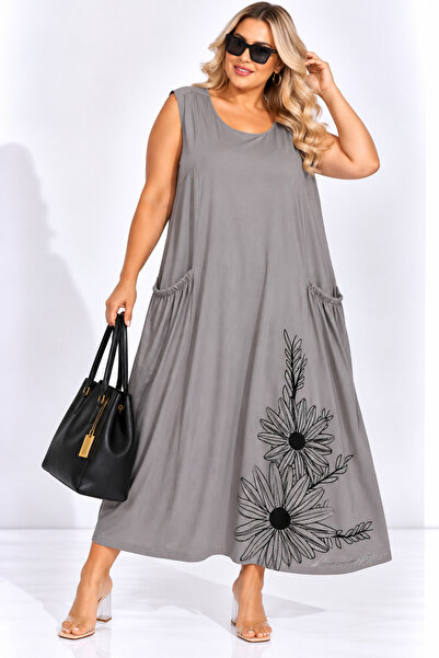Trieste Plus Size Floral Printed Stone Embellished Sleeveless Women's Dress w...