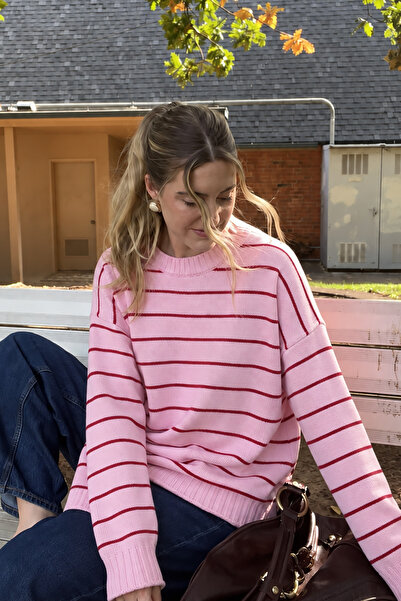 Butik Kadın Pembe Kırmızı Çizgili Bisiklet Yaka Oversize Triko Kazak NNS028