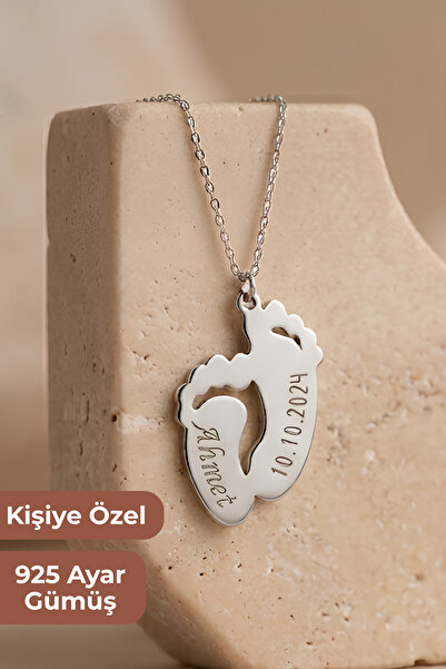 Kadın Kişiye Özel 925 Ayar Gümüş Bebek Ayak İzi İsim ve Doğum Tarihi Kolyesi Lohusa & Yeni Doğan Hediyesi