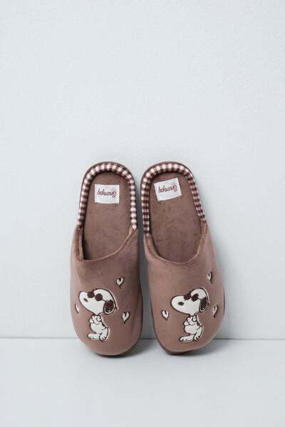 Women'secret Snoopy slippers