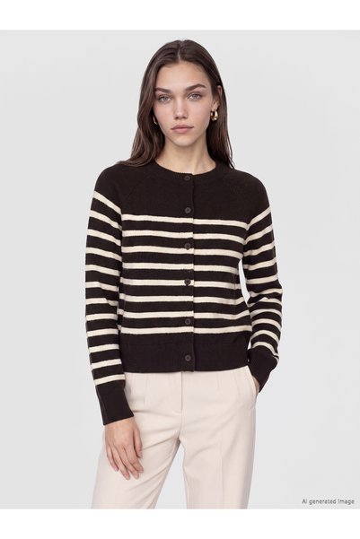 LC Waikiki Crew Neck Striped Women's Knitwear Cardigan