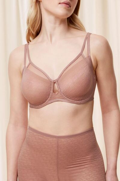 Triumph Signature Sheer W01 EX 65H