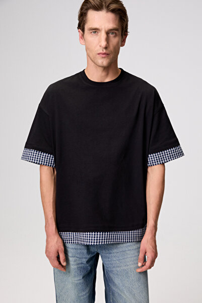 GRIMELANGE Jackel Men's Woven Black T-Shirt with Sleeves and Hem in Woven Design