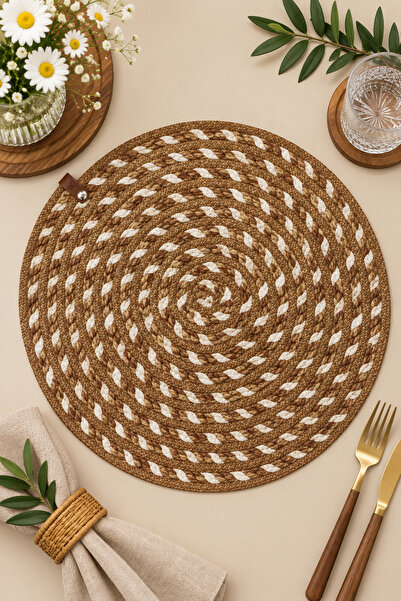 MaVaux Decorative Single Placemat Flat Model Round American Service Placemat ...