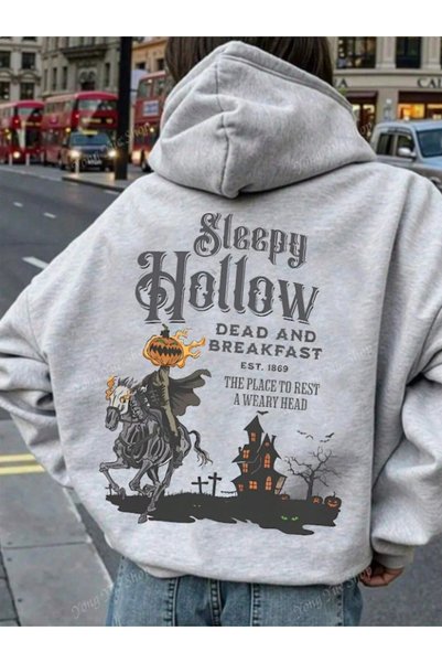 MITHRAS OUTDOORS سويت شيرت بقلنسوة مطبوع عليه Sleepy Hollow باللون الرمادي لل...