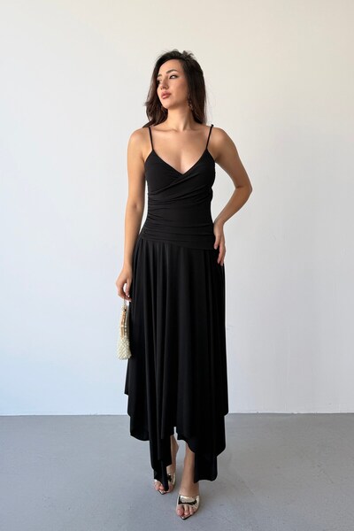 Serica Moda Rochie asimetrică neagră, drapată, cu bretele subțiri și două rân...