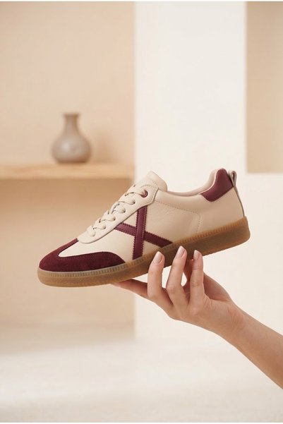 MERVESTORE Women's Suede Detailed Flat Sole Sneaker Lace-Up Comfortable Walki...