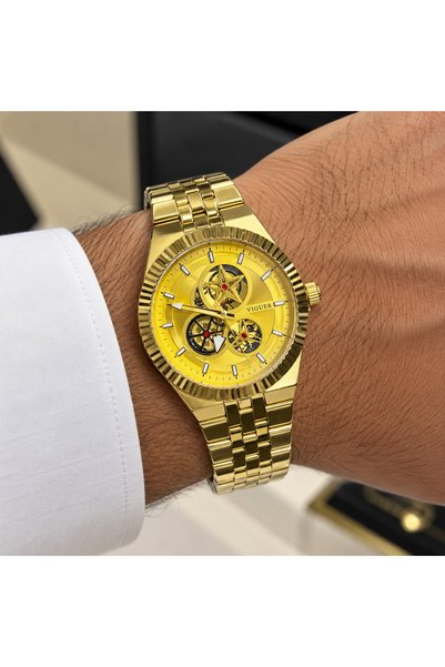 Generic Brand Luxury Golden Men's Wristwatch with Mechanical Design ⌚ ✨   Loo...
