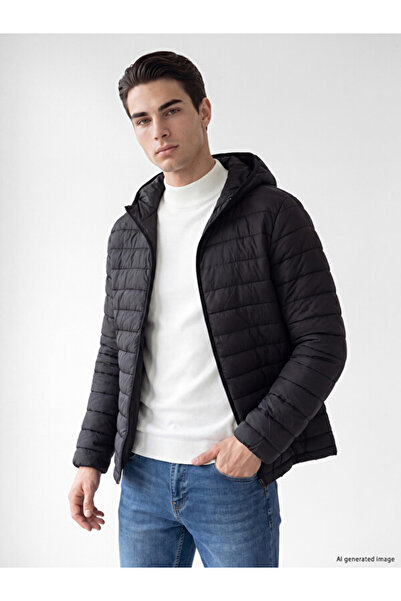 LC Waikiki Rmz Gi̇yi̇m Farkiyla Standard Fit Hooded Men's Puffer Jacket