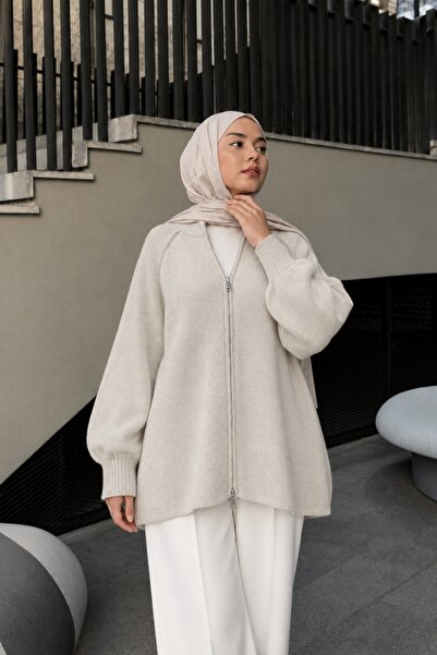 Lunfia Boğazlı Fermuarlı Dikiş Detaylı Triko Hırka - Krem