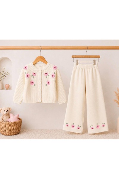coconart Kız Çocuk Pembe Çiçek İşlemeli Krem Triko Hırka ve Pantolon İkili Takım