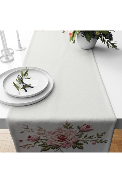 Filamente Digital Printed Runner - Floral Pattern / Embroidery Look / Spring ...