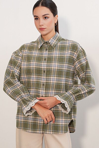 Hiccup Bdart Women's Shirt